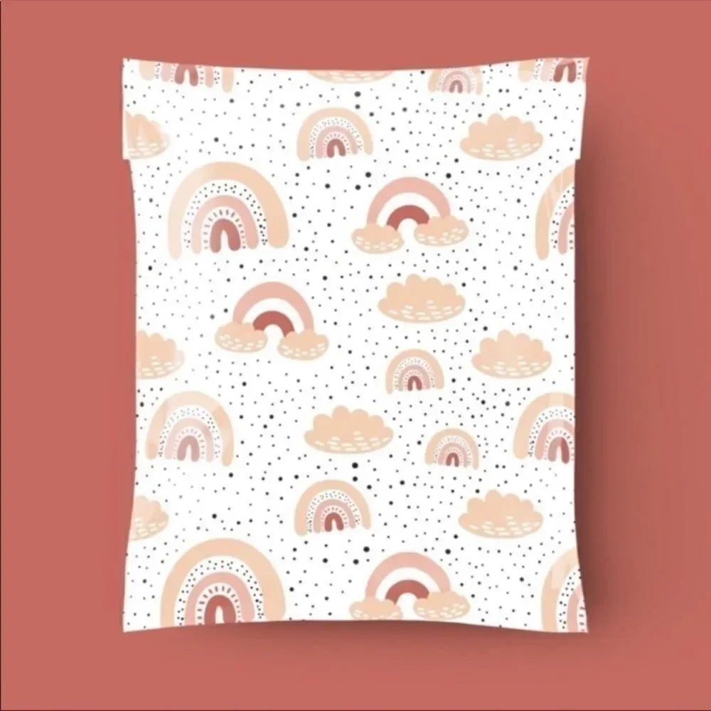 Poly Mailers mixed sizes 6x9 10x13 14.5x19 40 poly mailers 40 stickers